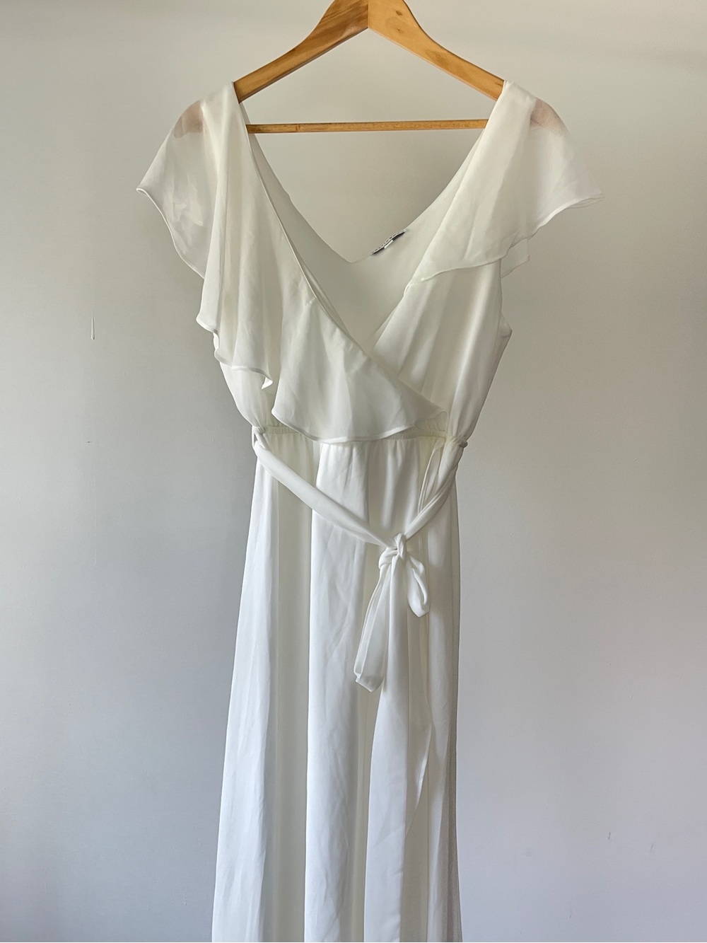 Baltic Born White Ruffled V‑Neck Maxi Dress Size XL - Picture 7 of 7